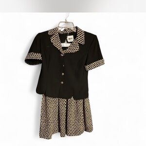 Leslie Fay Black and Cream Patterned suit set
